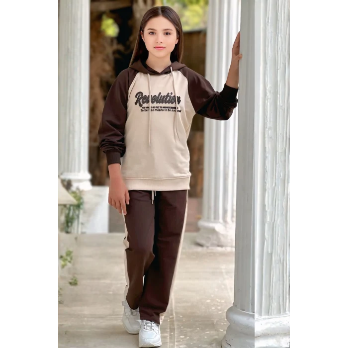 Yazı Desenli Kapşonlu Kahverengi Renk Kız Çocuk Takım