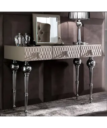 Geometrik Kaide Makyaj Masası