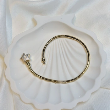 Yıldızlı Marka Model Yılan Zincir Kadın Bileklik