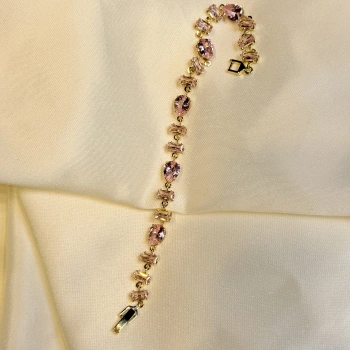 Gold Rengi Karışık Geometrik Taşlı Kadın Bileklik