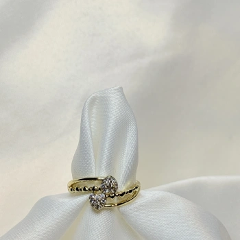 Gold Rengi Kalp Detaylı Zirkon Taşlı XP Kadın Yüzük