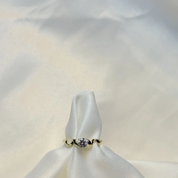 Gold Rengi Zigzag Desenli Tek Taş XP Kadın Yüzük