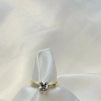 Gold Rengi Yanları Zirkon Taşlı Tek Taş XP Kadın Yüzük