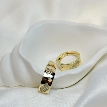 Gold Rengi Zirkon Taşlı Damla Desenli Kadın CM küpe