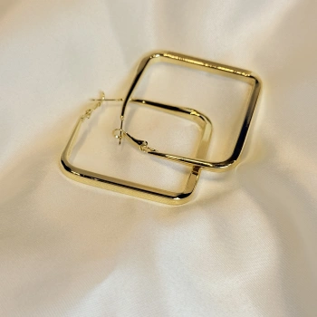 Gold Rengi Kadın Kare Küpe