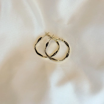 Gold Rengi Kadın Halka Küpe