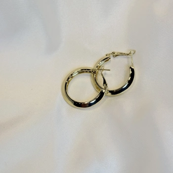 Gold Rengi Kadın Halka Küpe