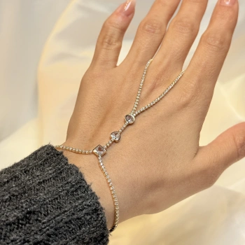 Gold Rengi Sıralı Geometrik Taşlı Kalp Figürlü Kadın Şahmeran