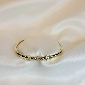 Gold Rengi Taşlı Model Kadın Bileklik