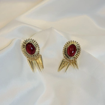 Gold Rengi Bordo Taş Tasarım Küpe