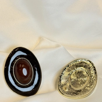 Gold Rengi Oval Tasarım Kadın Küpe