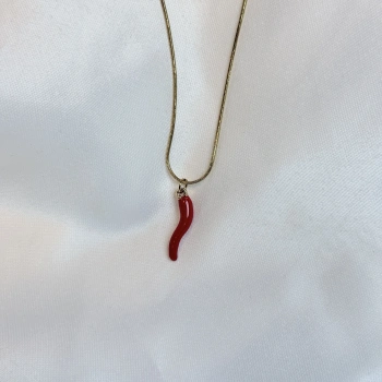 Gold Rengi Acı Biber Figürlü Kadın Kolye