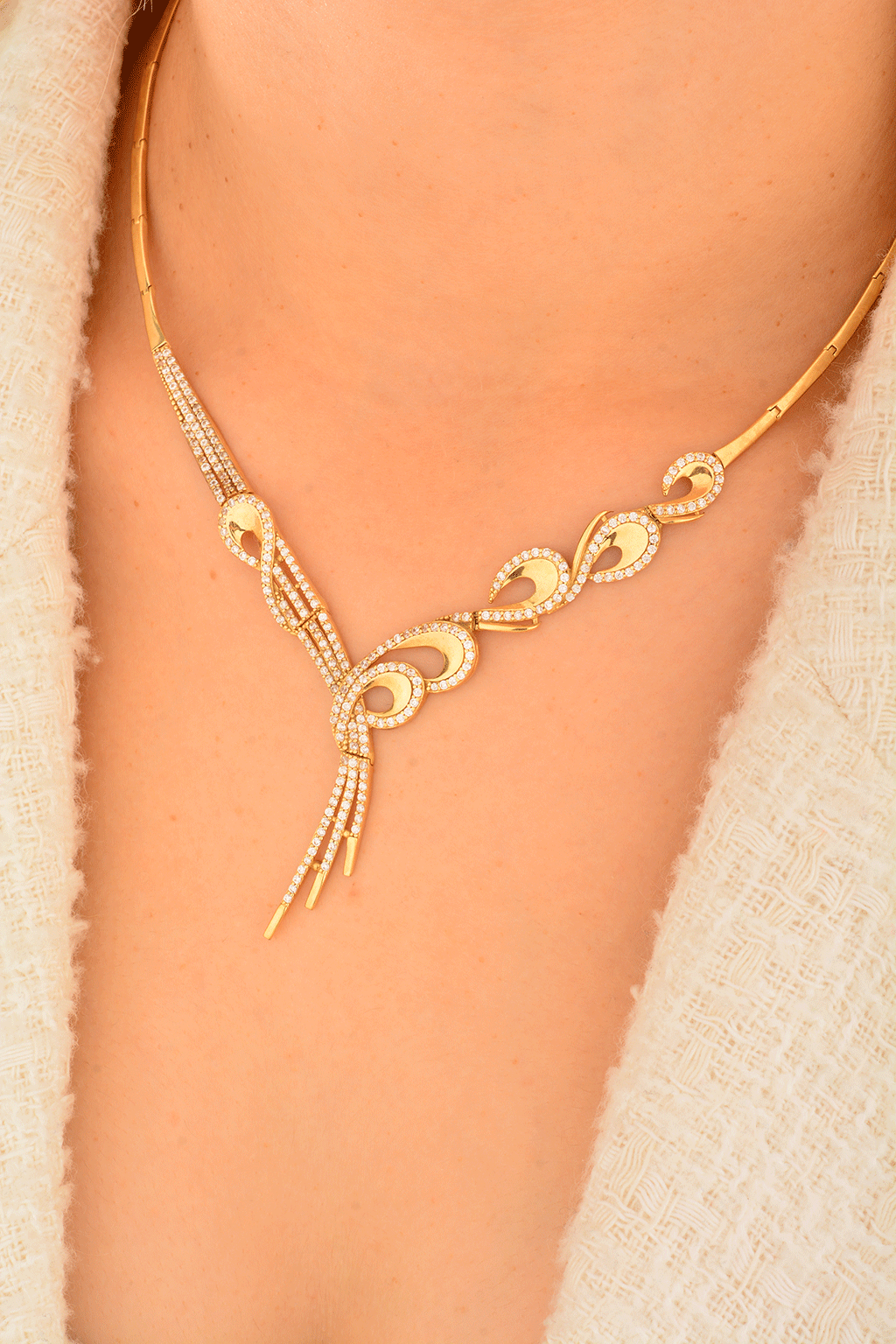 Cebeci 14 Ayar Taşlı Altın Gerdanlık