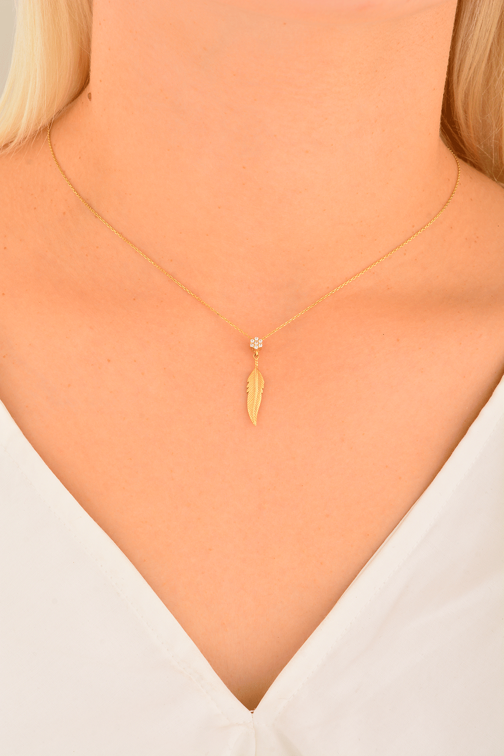 Cebeci 14 Ayar Yaprak Altın Kolye