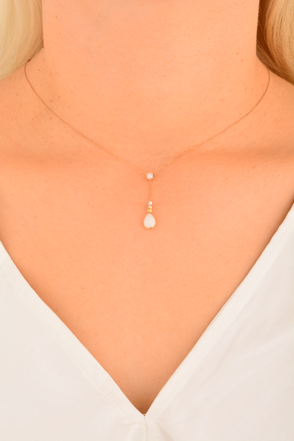 Cebeci 14 Ayar Beyaz Taş Rose Altın Kolye