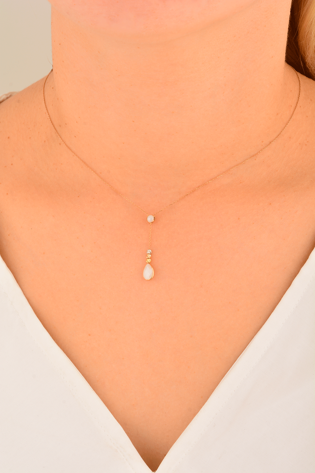 Cebeci 14 Ayar Beyaz Taş Rose Altın Kolye