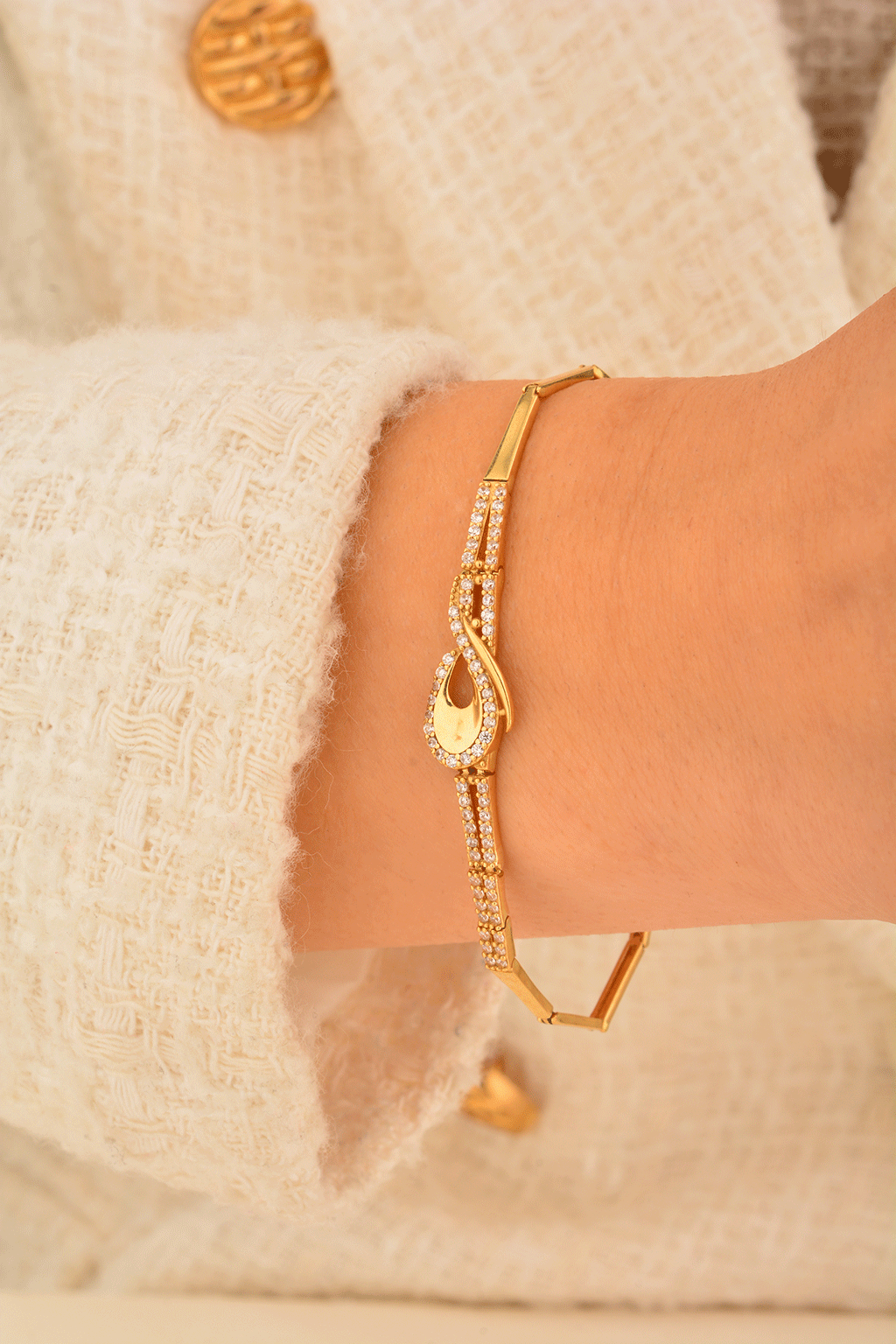 Cebeci 14 Ayar Taşlı Altın Bileklik