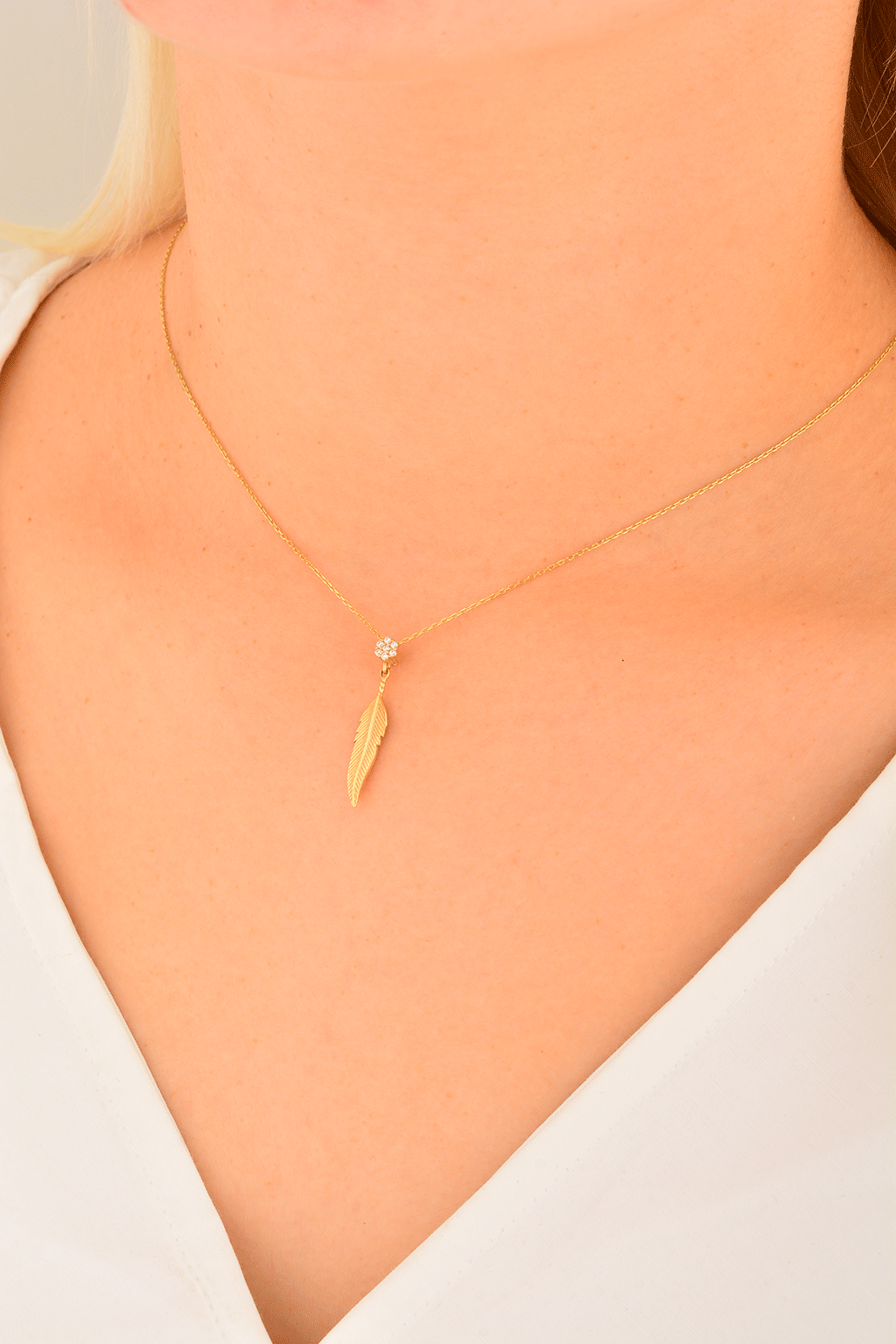 Cebeci 14 Ayar Yaprak Altın Kolye