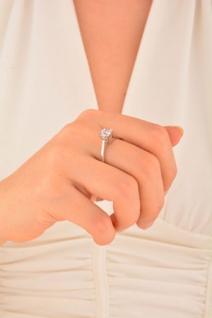 Cebeci 14 Ayar Beyaz Altın Tektaş Altın Yüzük