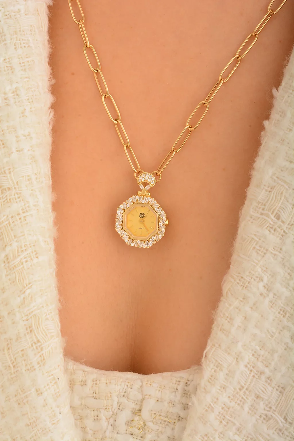 Cebeci 14 Ayar Saat Altın Kolye