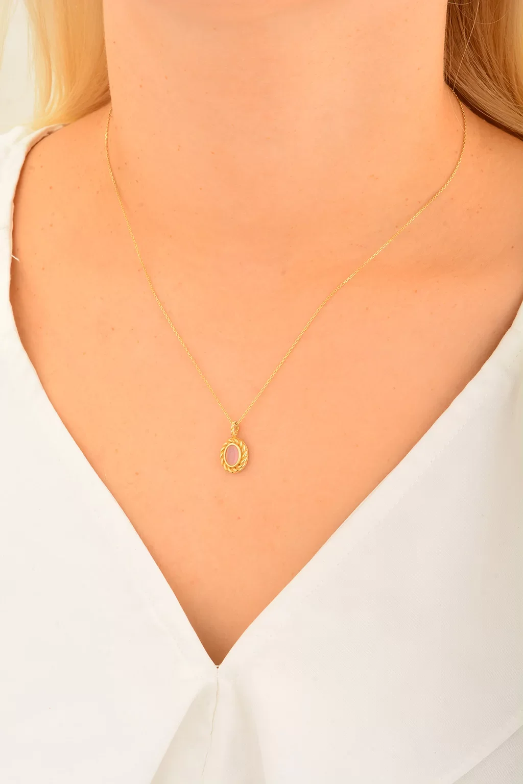 Cebeci 14 Ayar Renkli Taşlı Altın Kolye