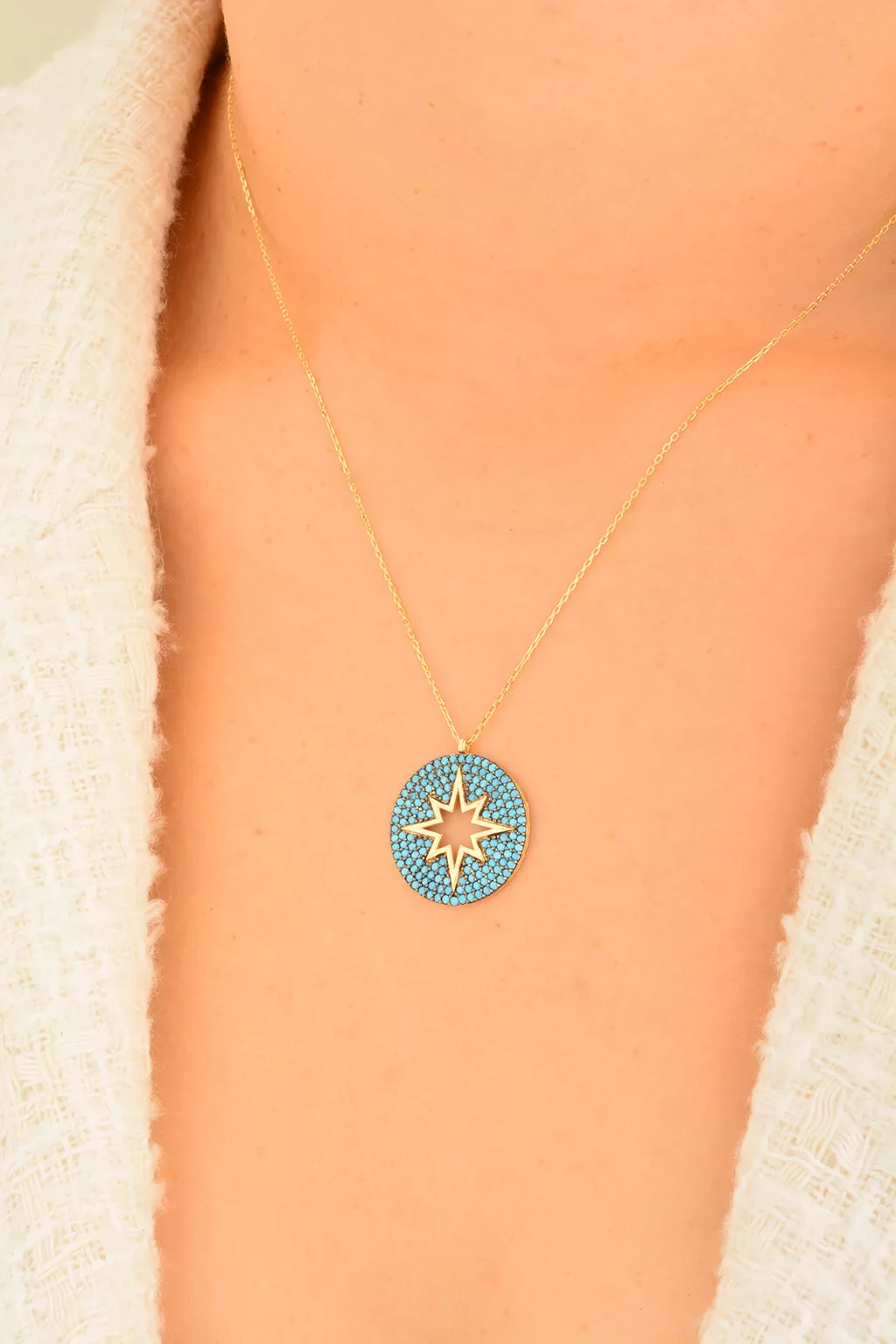 Cebeci 14 Ayar Mavi Taşlı Altın Kolye