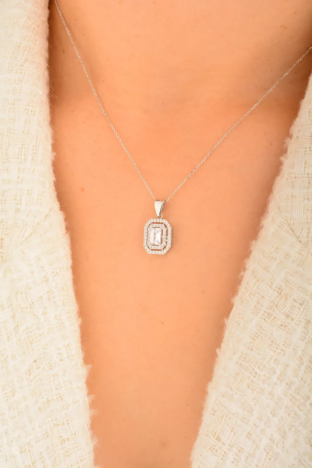 Cebeci 14 Ayar Baget Set Altın Kolye