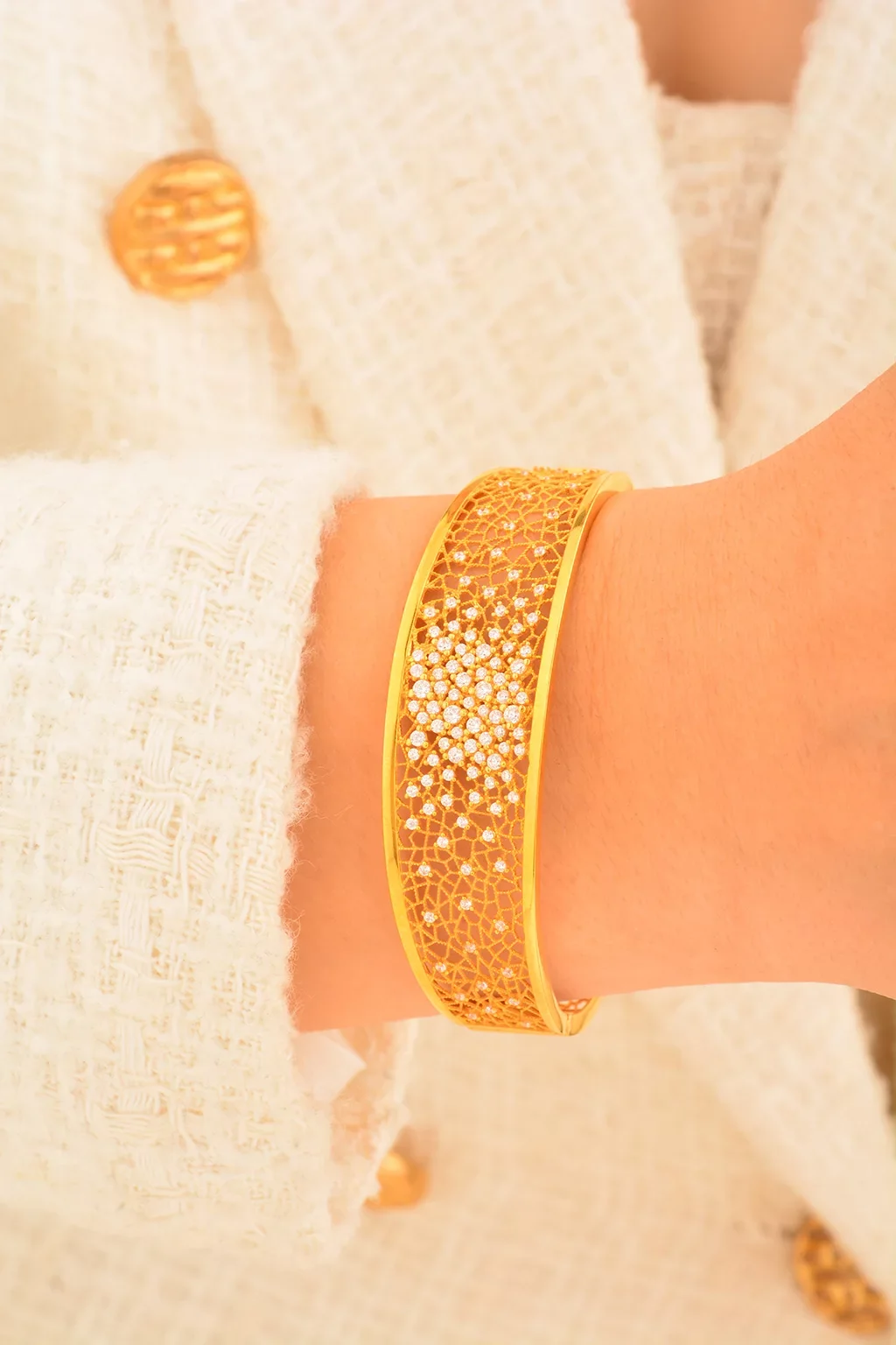 Cebeci 22 Ayar Taşlı Kırık Kelepçe Altın Bilezik