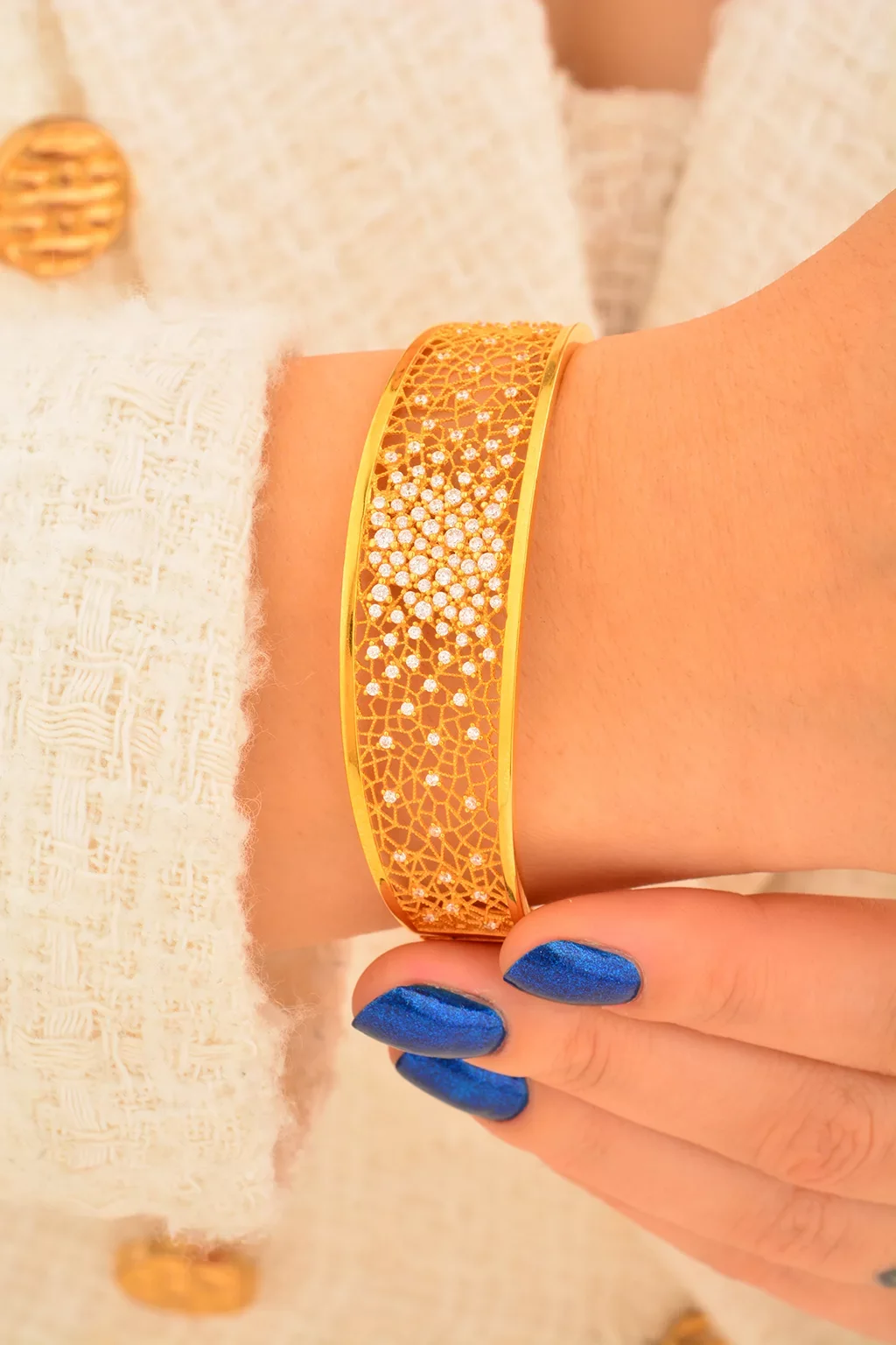 Cebeci 22 Ayar Taşlı Kırık Kelepçe Altın Bilezik