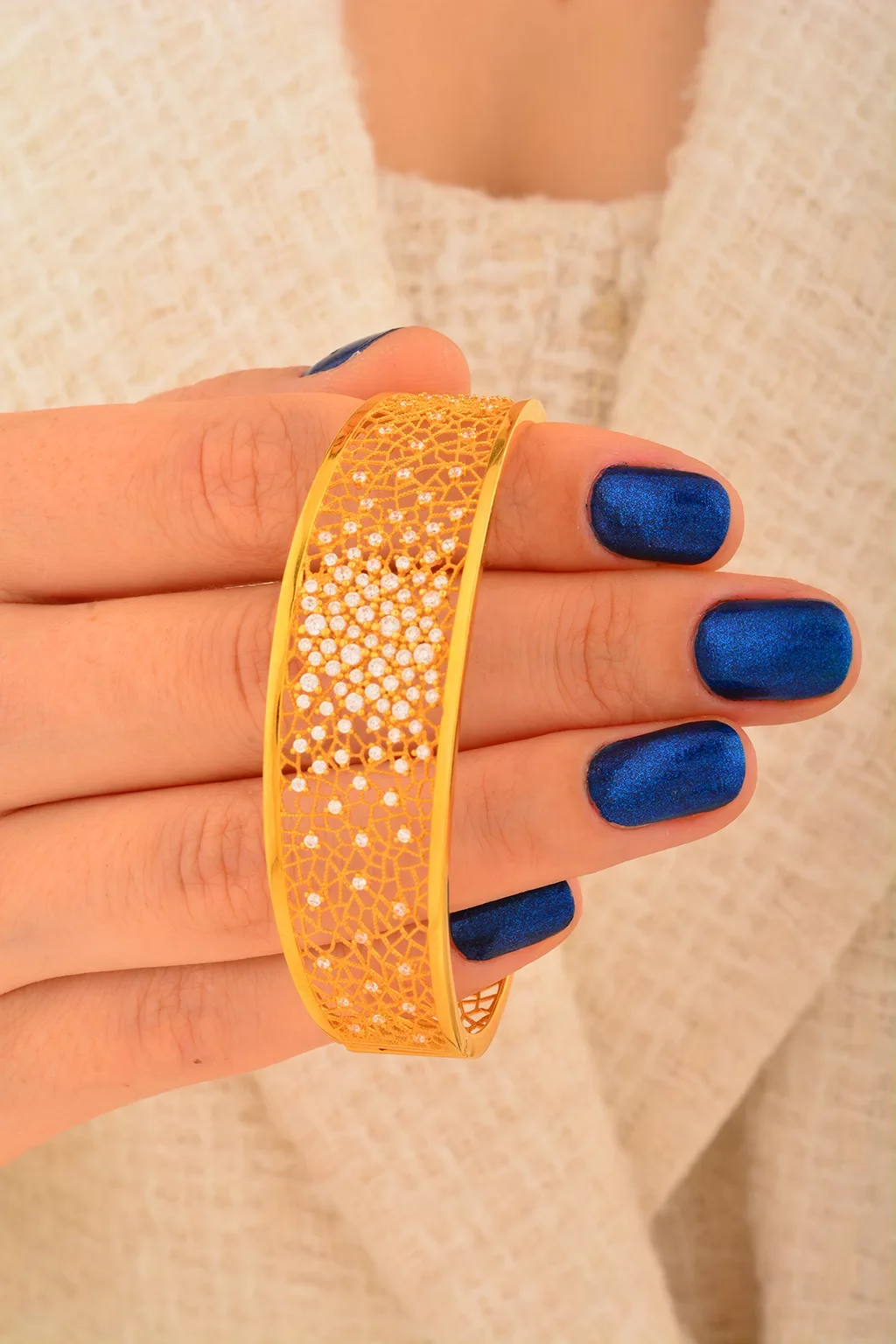 Cebeci 22 Ayar Taşlı Kırık Kelepçe Altın Bilezik