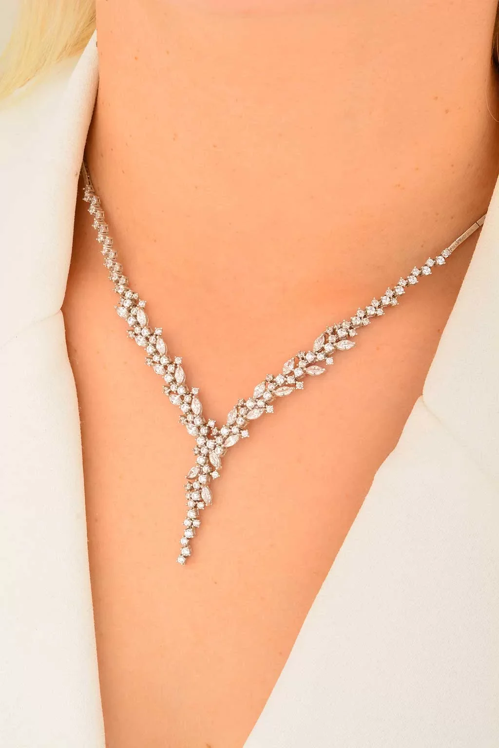 Cebeci 14 Ayar Tektaşlı Altın Yaprak Gerdanlık