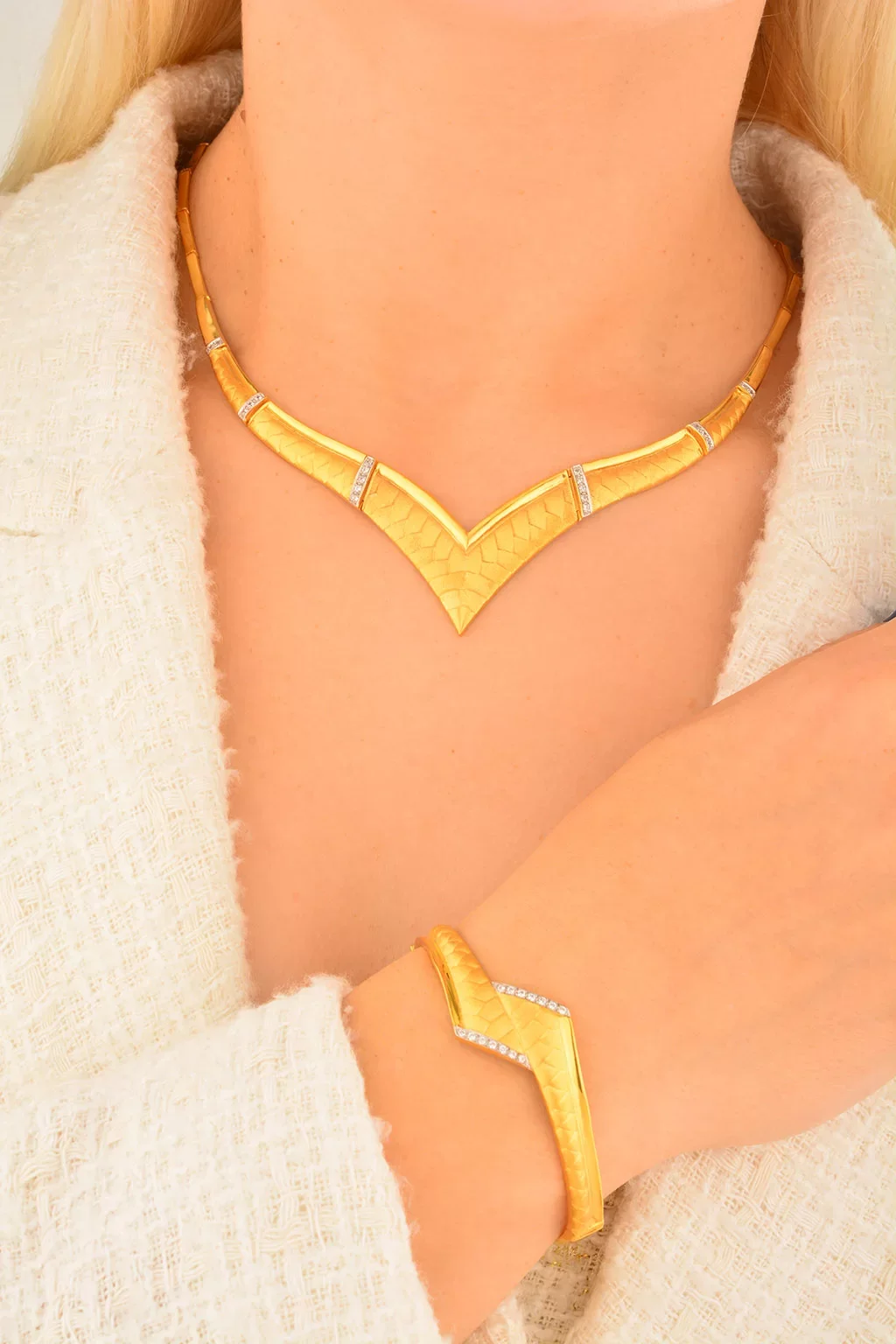 Cebeci 22 Ayar Taşlı Kalın Set Takımı