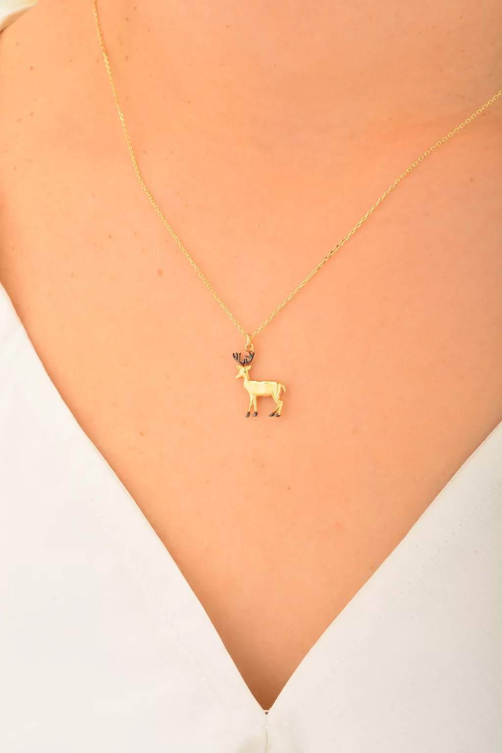 Cebeci 14 Ayar Altın Geyik Kolye