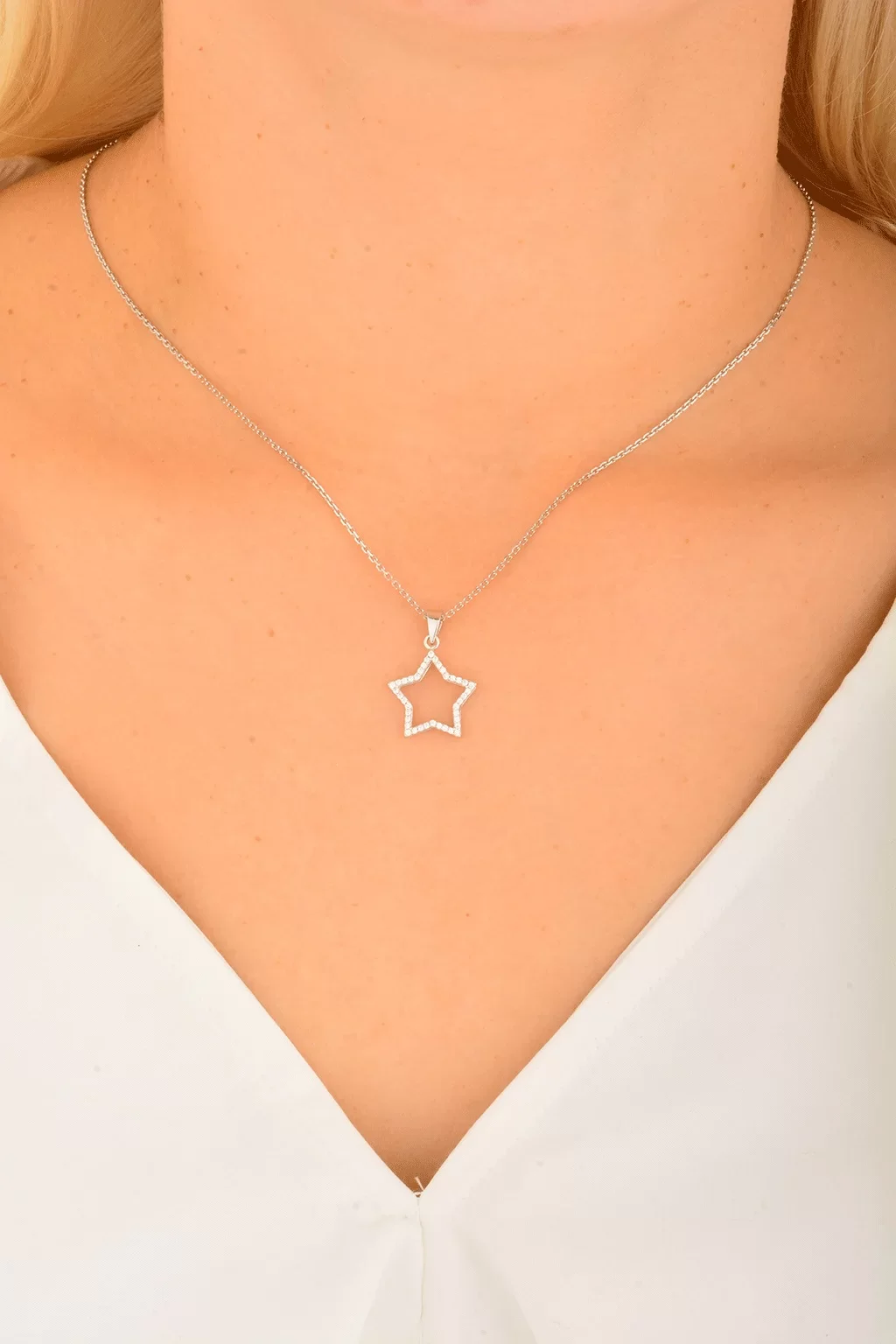 Cebeci 14 Ayar Altın Taşlı Yıldız Kolye Ucu