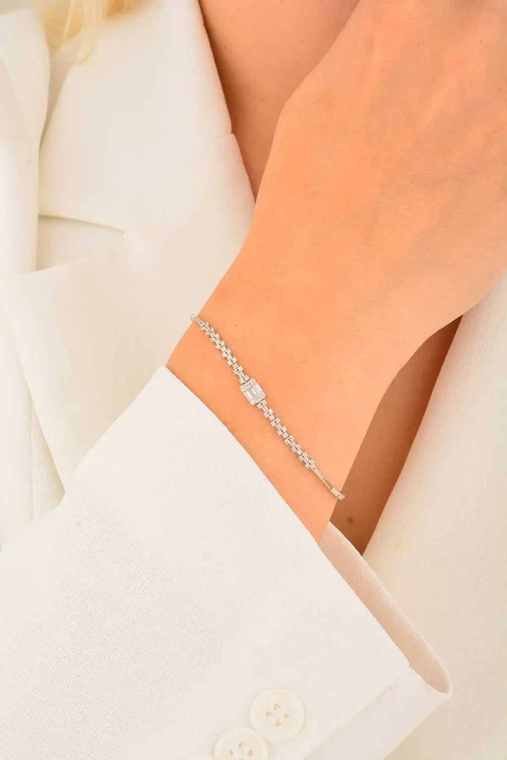 Cebeci 14 Ayar Baget Altın Bileklik