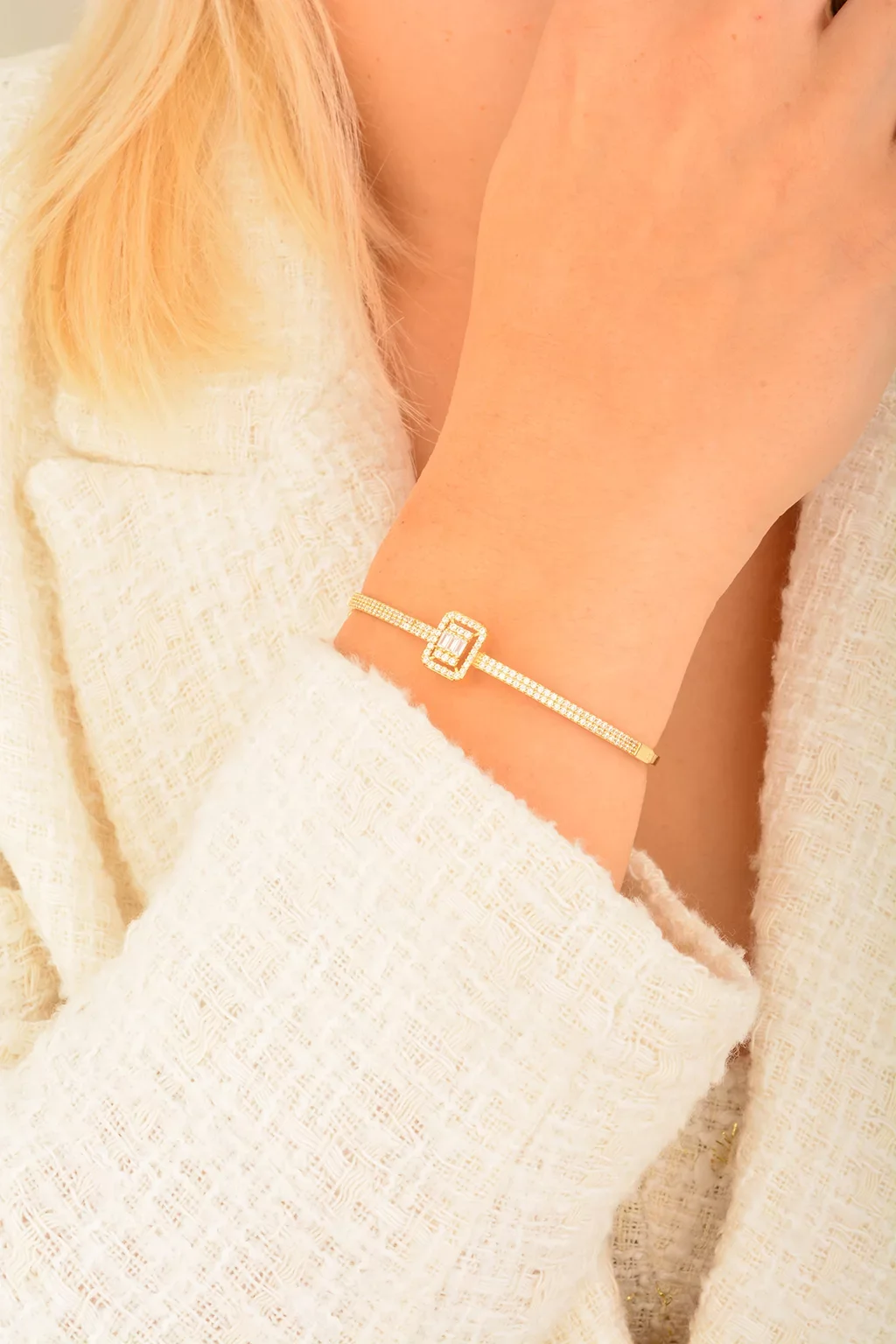 Cebeci 14 Ayar Baget Altın Bilezik