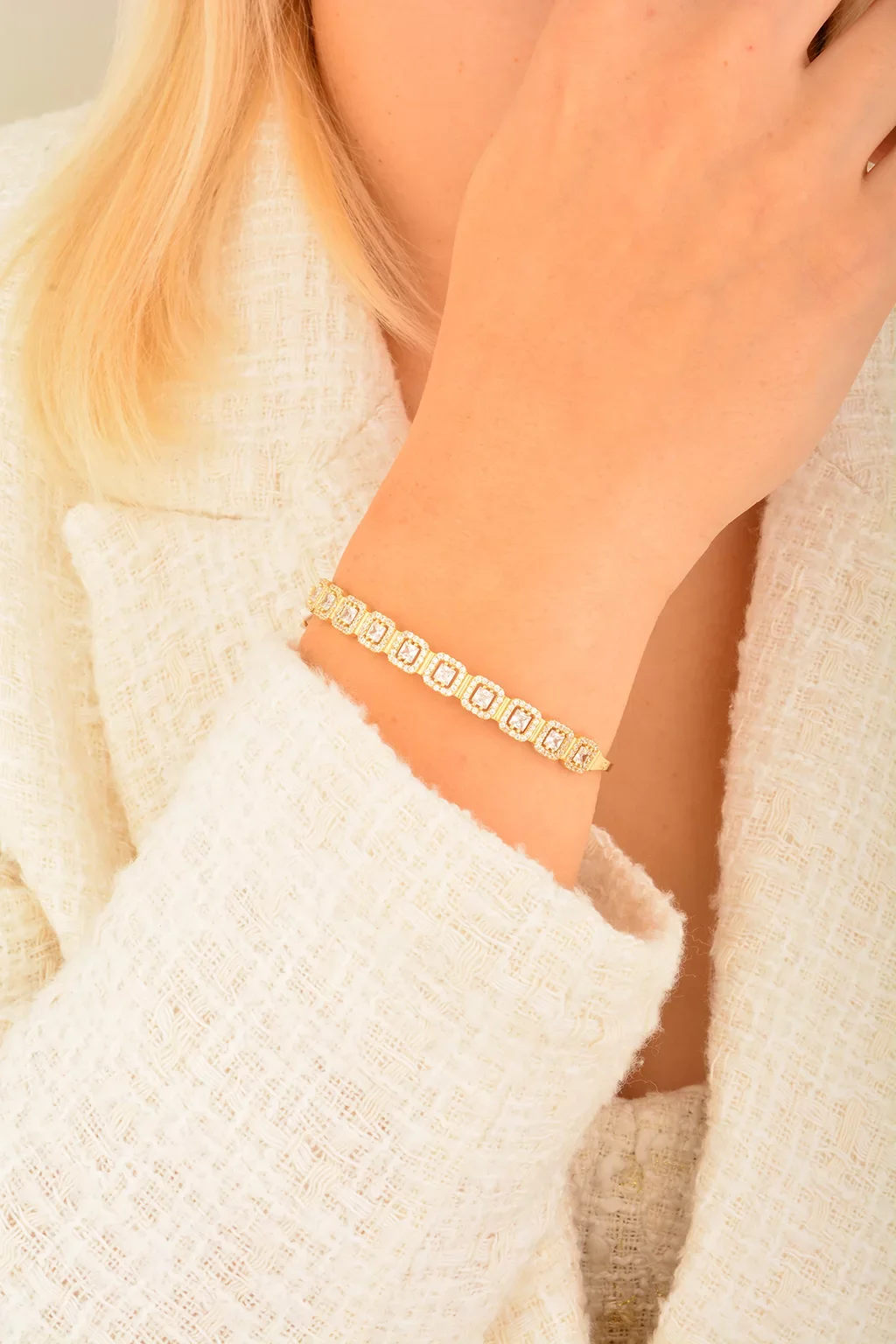 Cebeci 14 Ayar Baget Taşlı Kelepçe Bilezik