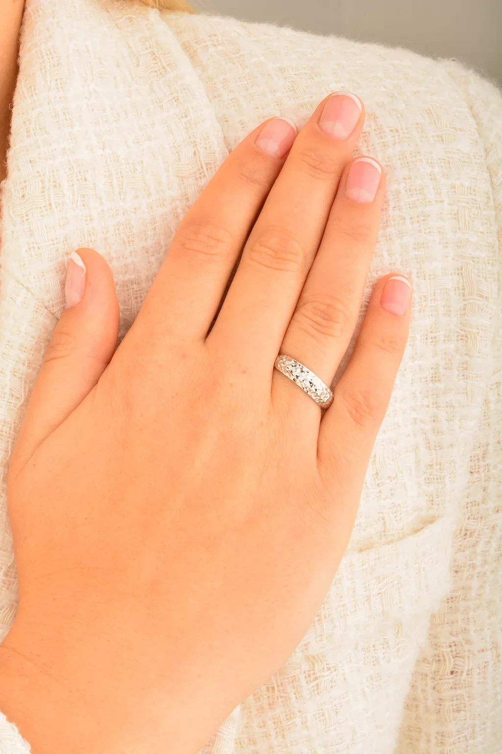 Cebeci 14 Ayar Beyaz Altın Yüzük