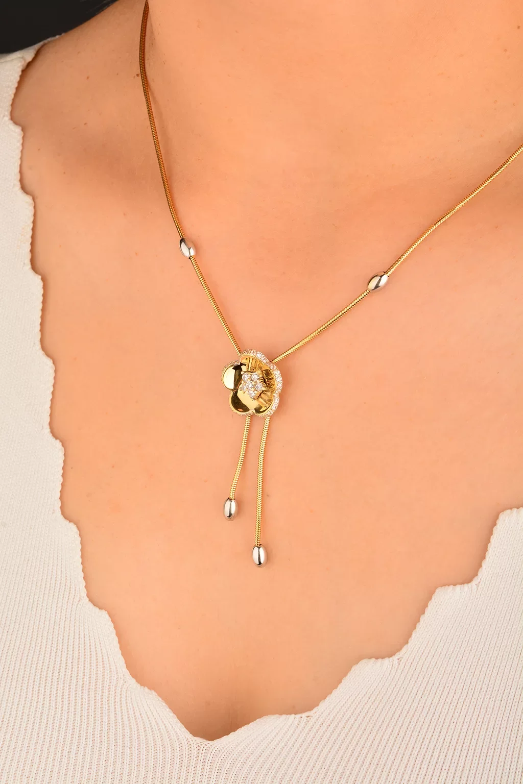 Cebeci 14 Ayar Çiçek Altın Kolye