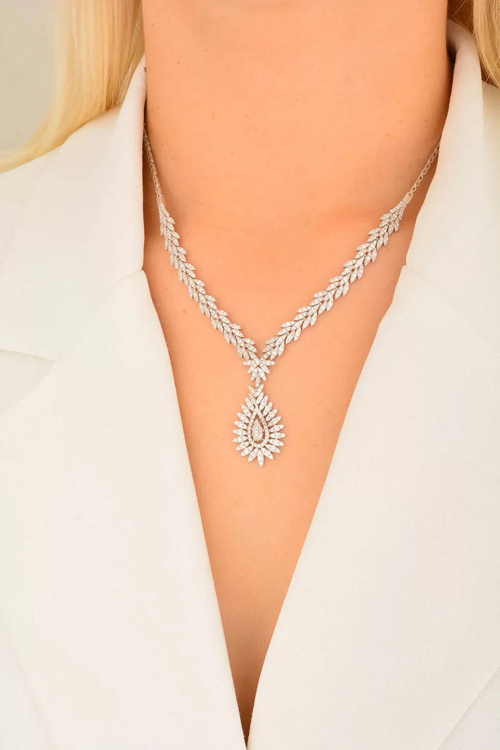 Cebeci 14 Ayar Damla Taşlı Gerdanlık