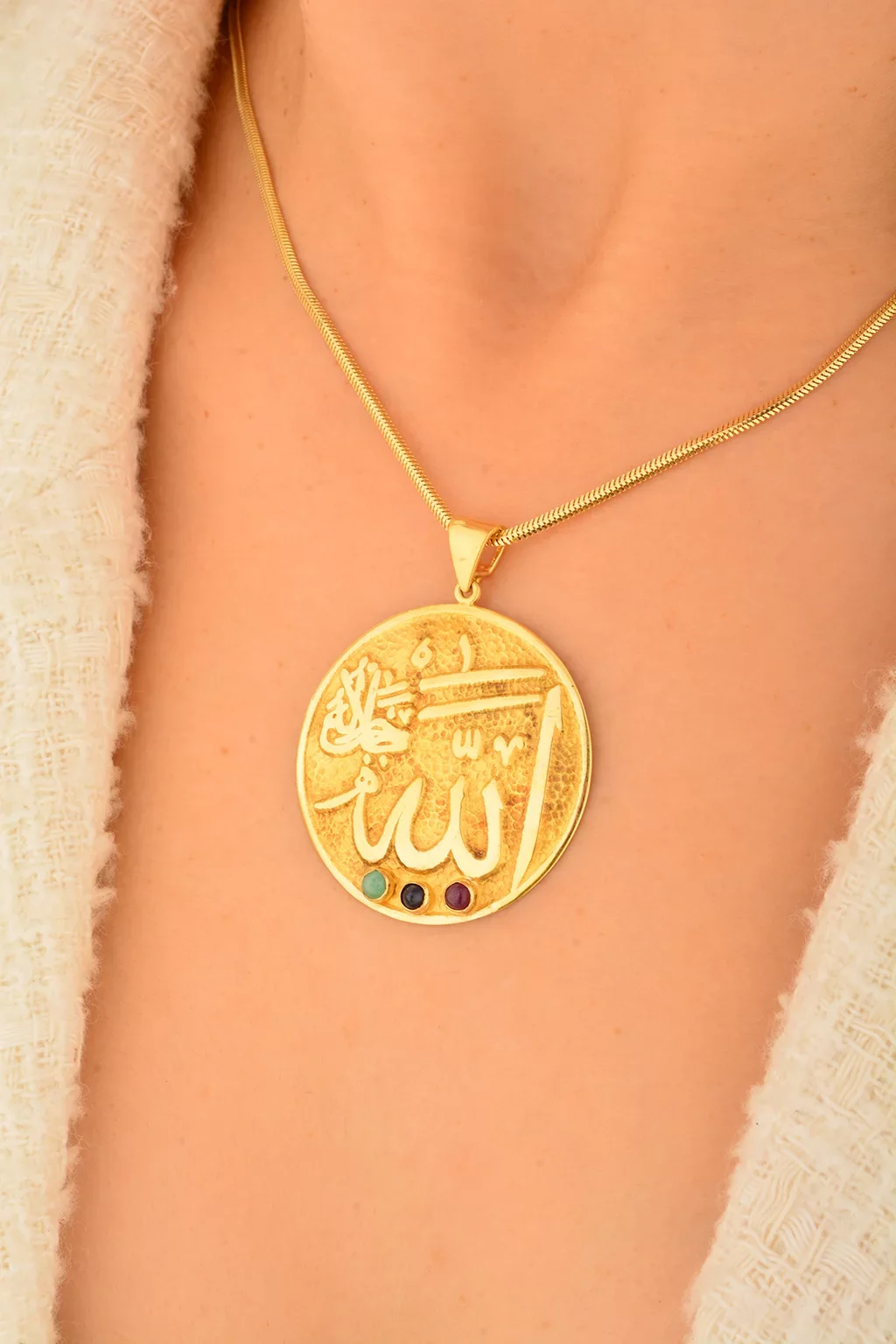 Cebeci 14 Ayar Dua Yazılı Altın Kolye Ucu