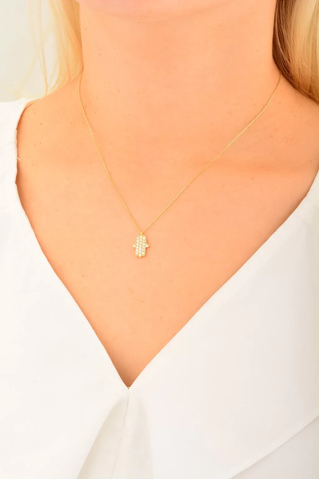 Cebeci 14 Ayar Fatma Ana Eli Altın Kolye