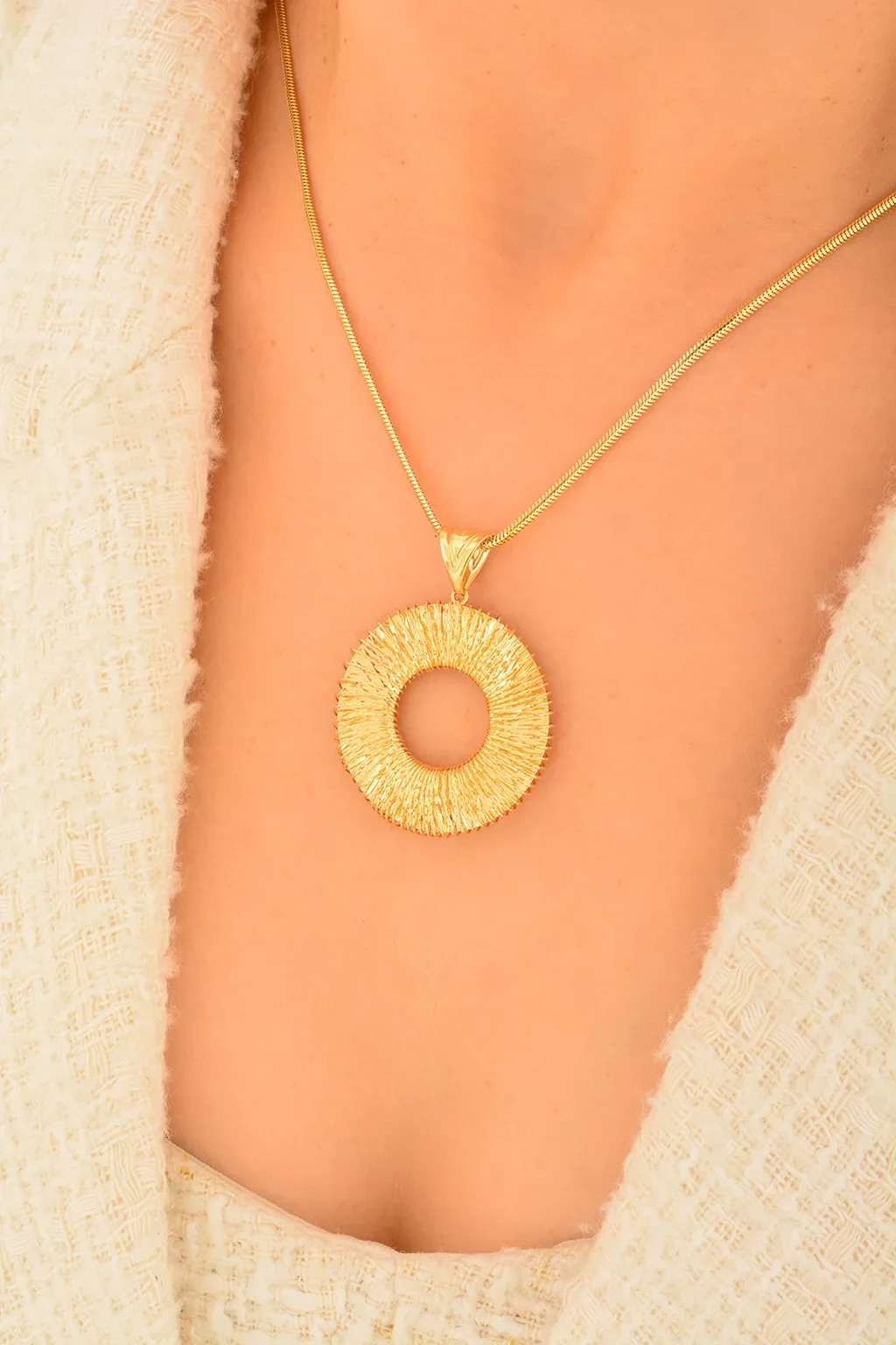 Cebeci 14 Ayar Halka Altın Kolye Ucu