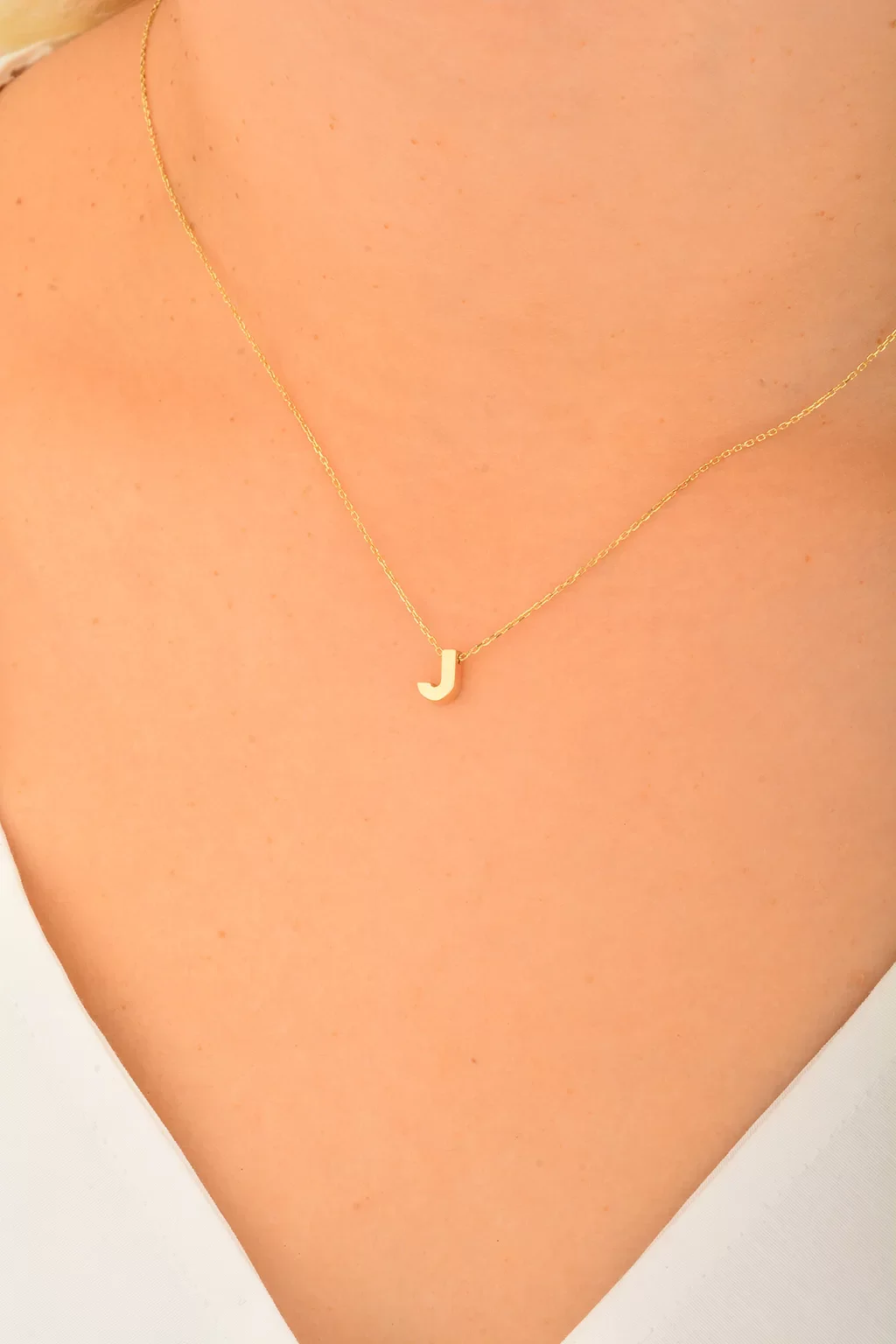 Cebeci 14 Ayar J Harfli Altın Kolye