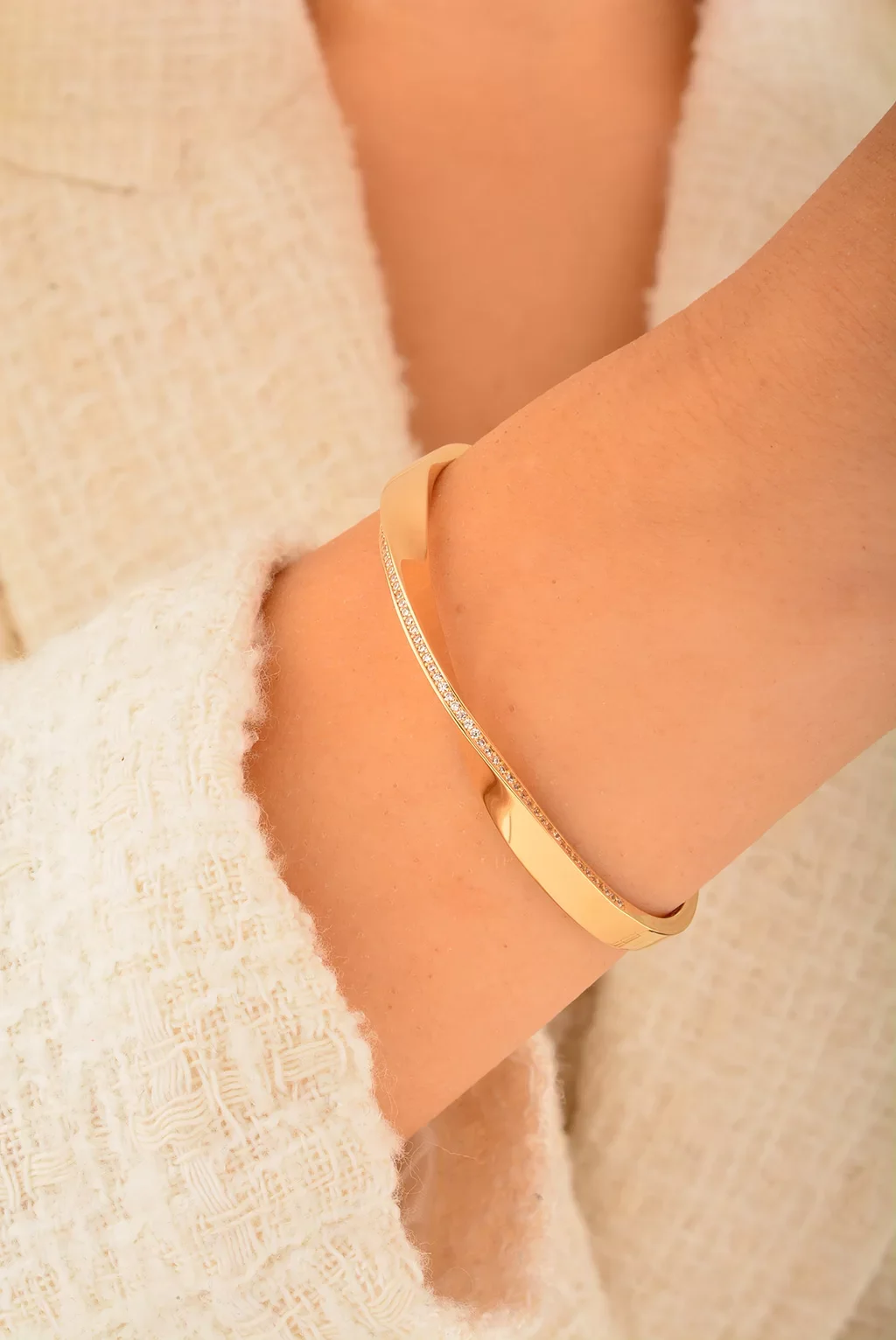 Cebeci 14 Ayar Kelepçe Bilezik