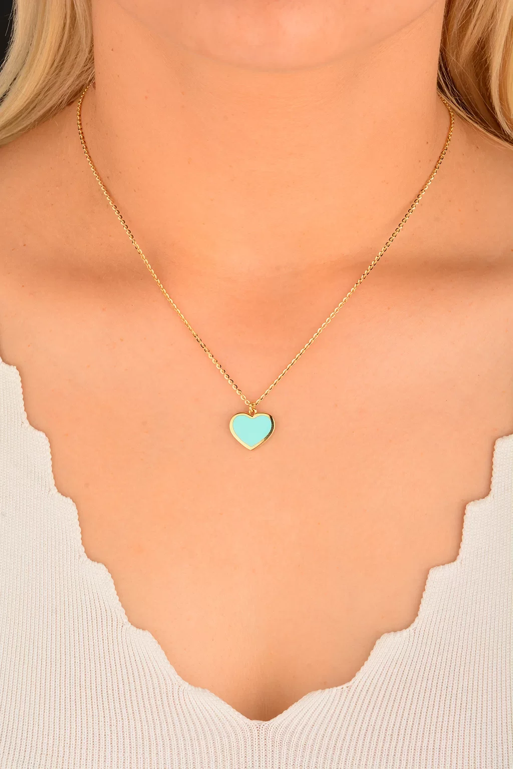 Cebeci 14 Ayar Mavi Kalpli Altın Kolye