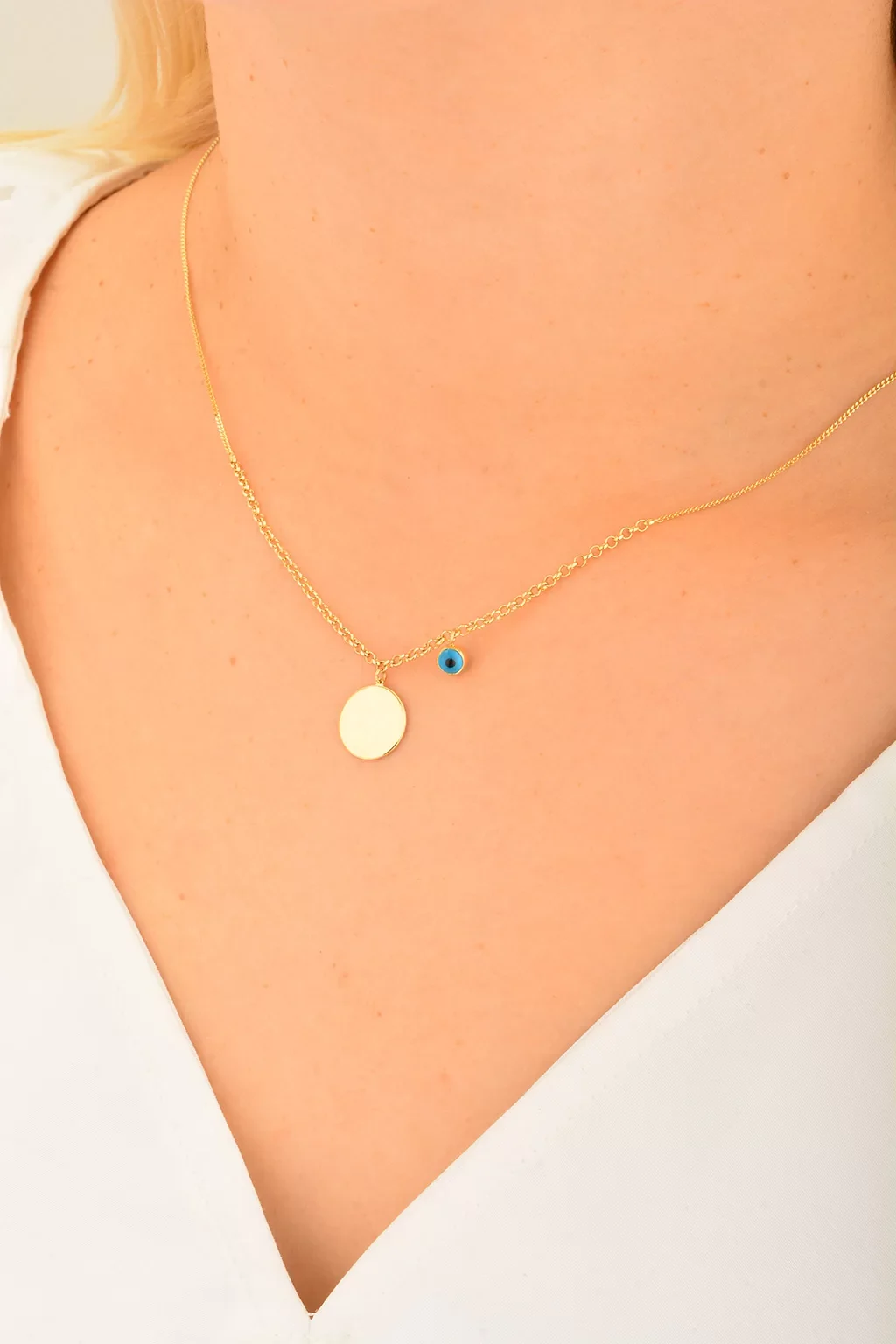 Cebeci 14 Ayar Nazarlı Plaka Altın Kolye