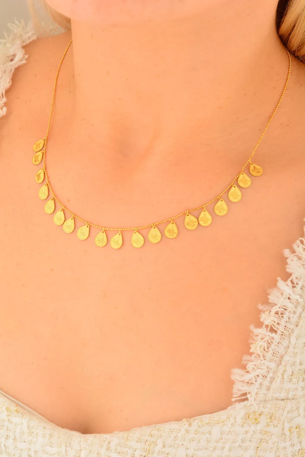 Cebeci 14 Ayar Pullu Tuğralı Altın Kolye