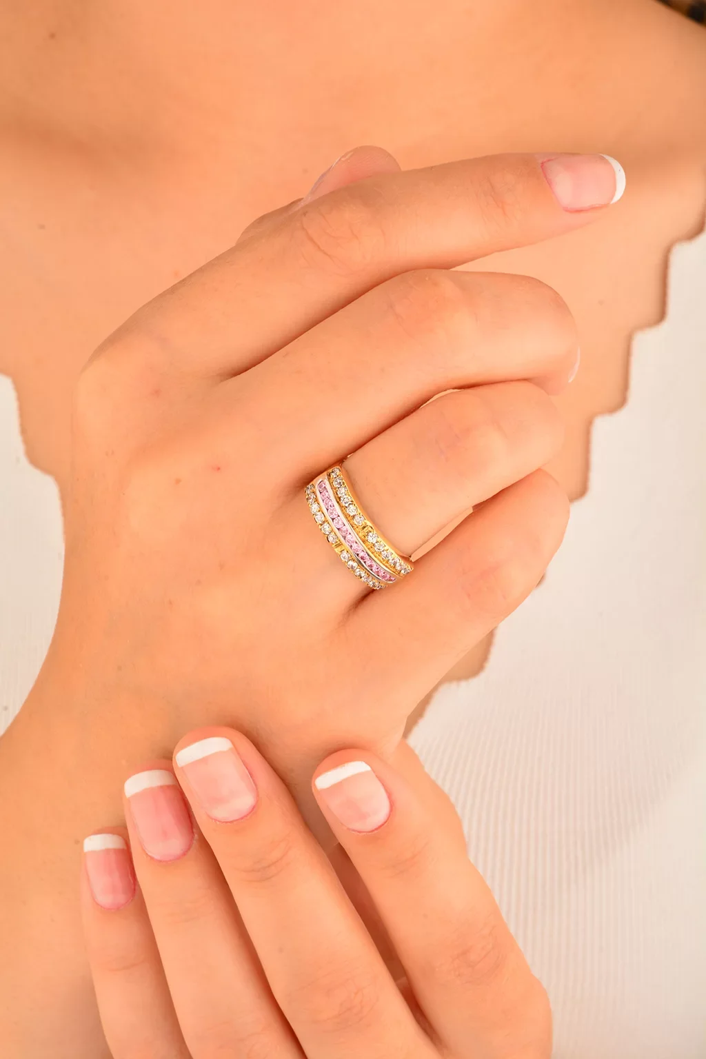 Cebeci 14 Ayar Renkli Taşlı Yüzük