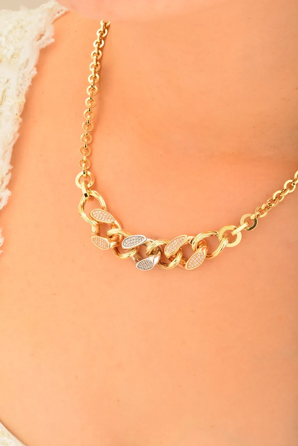 Cebeci 14 Ayar Renkli Taşlı Zincir Altın Kolye